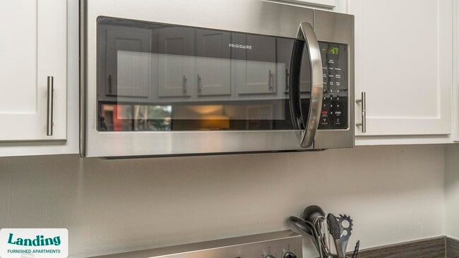 Building Photo - 10263 Whispering Forest Dr