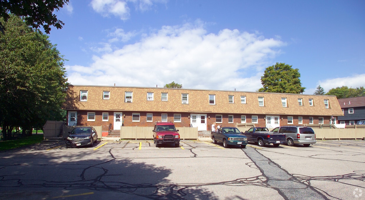 Building Photo - 121 Cocasset St