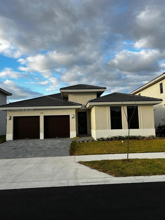 Foto principal - 14415 SW 13th Terrace