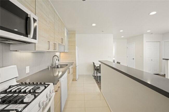 Foto del edificio - 11716 Paso Robles Ave