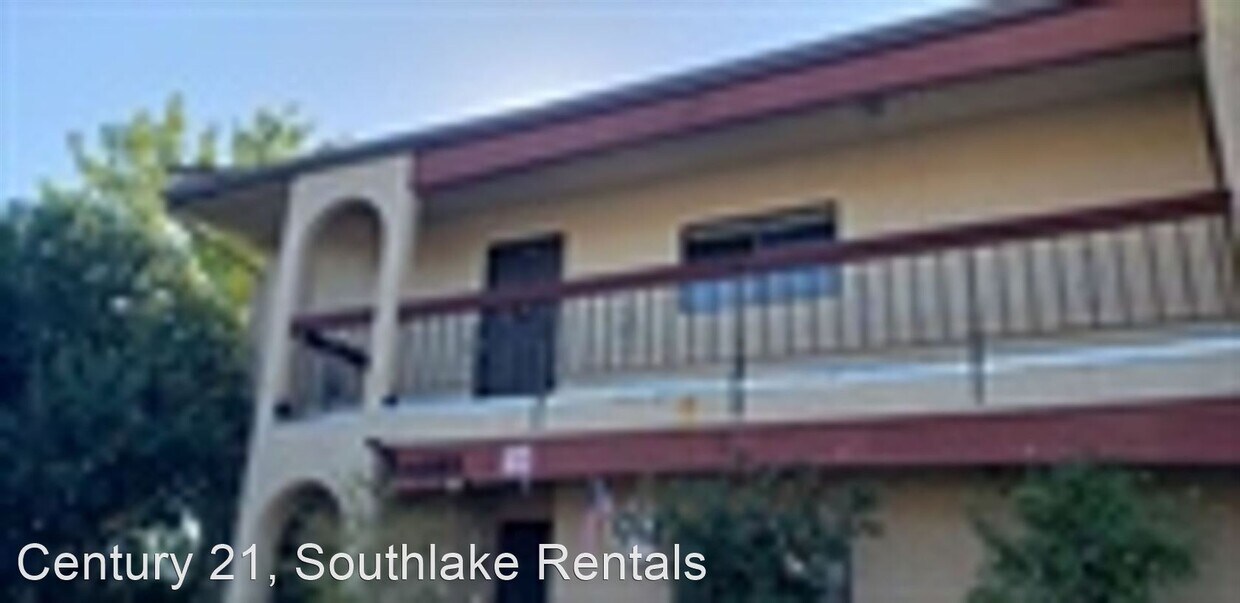 Primary Photo - 2 br, 2 bath House - 14083 Lakeshore #4