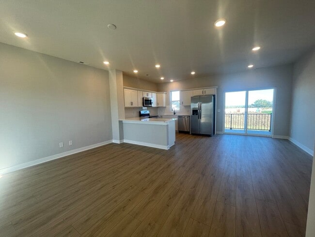 Photo - Townhome for Rent in Papillion