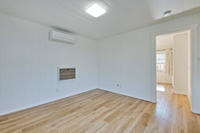 Photo - 218-220 S Morrison Ave Townhome