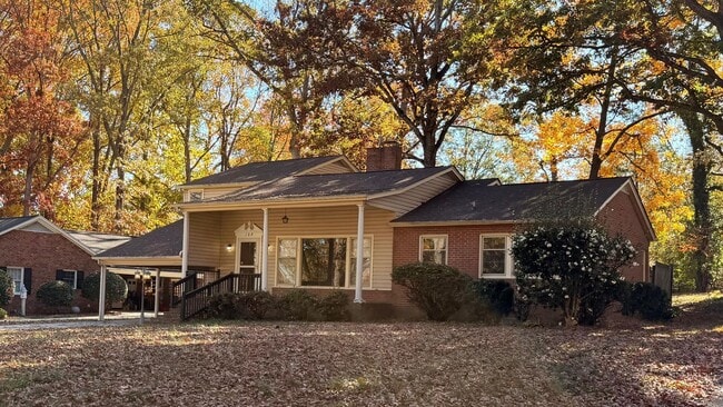 Photo - AVAILABLE NOW! House