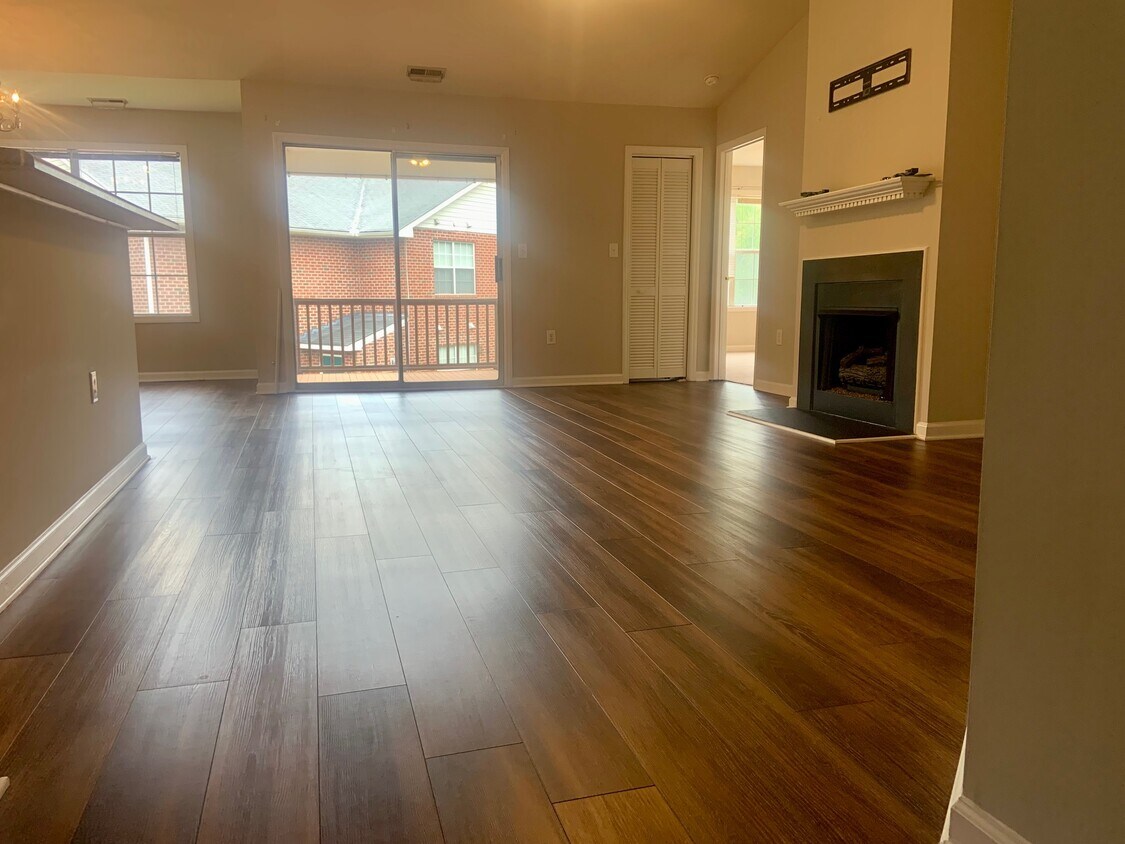 Foto principal - 1722 Bulon Dr