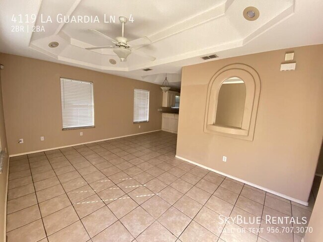 Foto del edificio - 4119 W La Guardia Ln
