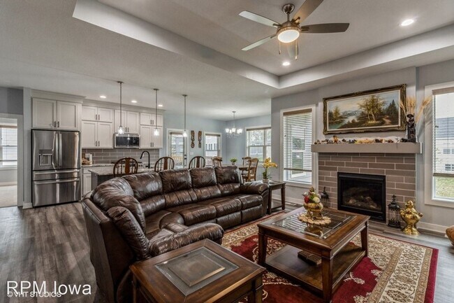 Building Photo - 5 br, 3 bath House - 5010 NW 64th Place