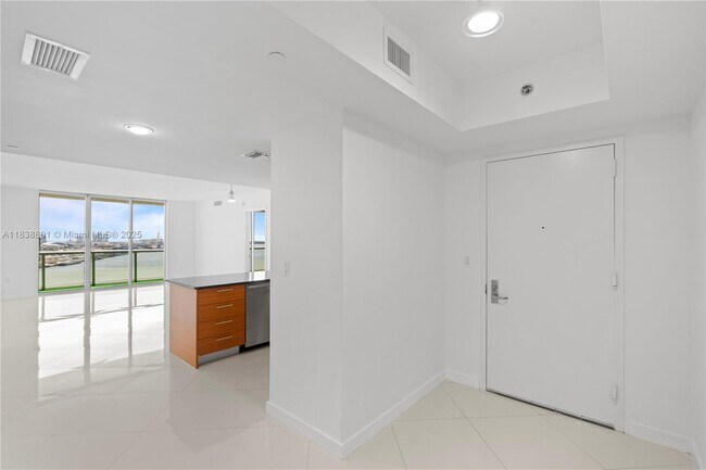 Foto del edificio - 50 Biscayne Blvd