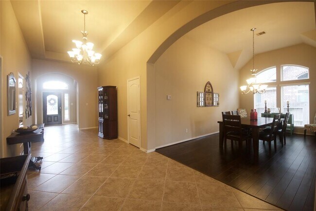 Foto del edificio - 10431 Kingston Creek Ln