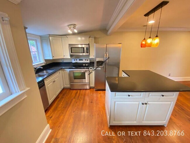 Building Photo - Great one bedroom condo in a perfect locat...