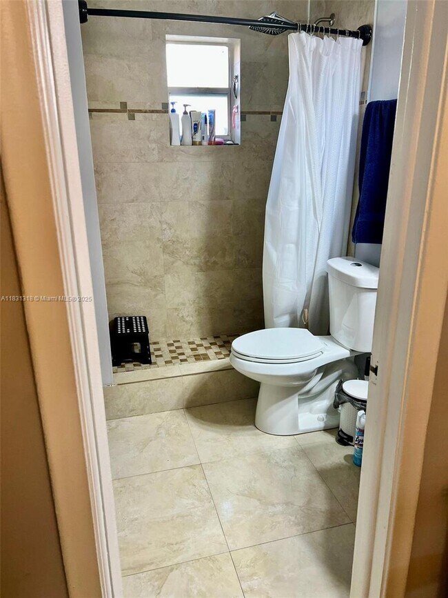 Foto del edificio - 2521 Pierce St