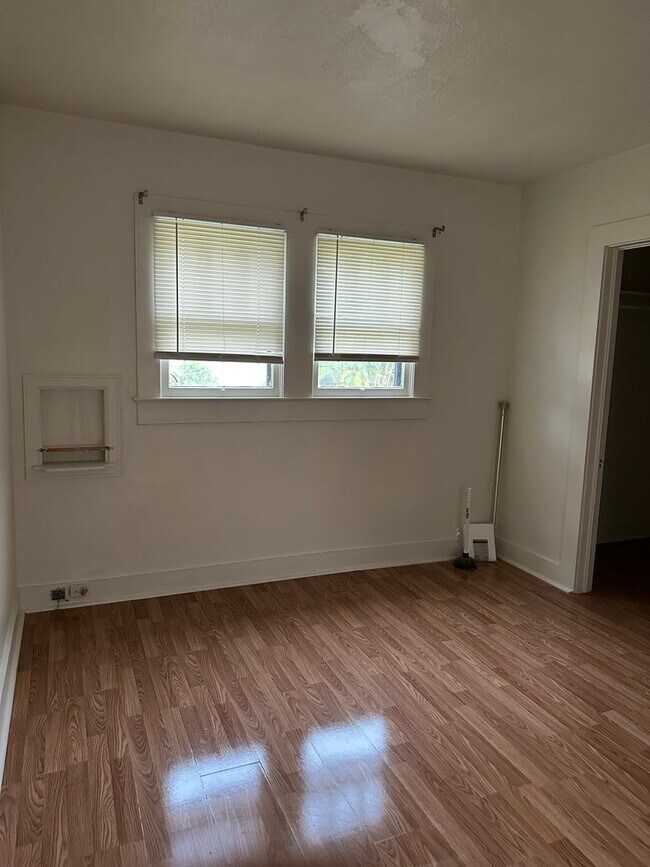 Foto del edificio - COMING SOON! 1 Bed, 1 Bathroom Apartment in New Iberia!