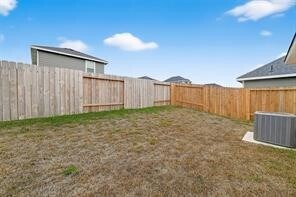 Foto del edificio - 16478 Valerie Marie Pl