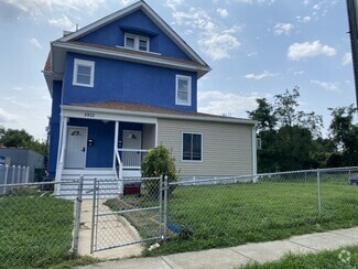 Building Photo - 2933 Presstman St