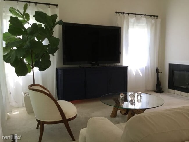 Building Photo - 3 br, 3.5 bath Condo - 16 Rivendel Drive