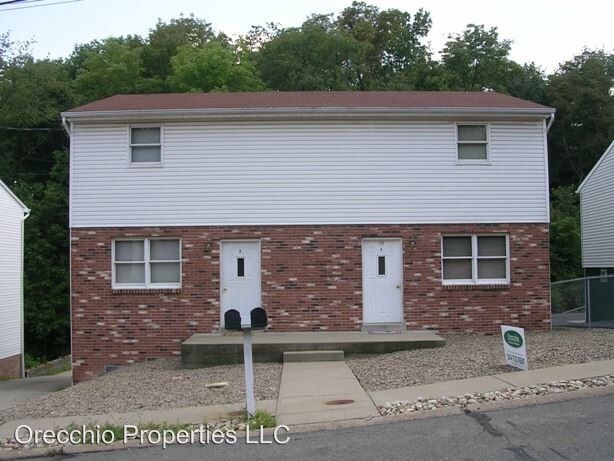 Primary Photo - 120 Karen Way