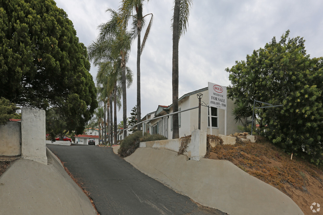 Primary Photo - Sante Fe Cottages
