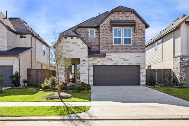 Building Photo - 127 Nightshade St
