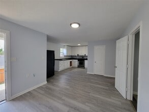 Building Photo - 3115 Havner Ln