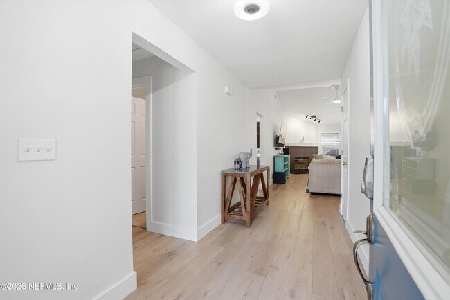 Building Photo - 13921 Intracoastal Sound Dr