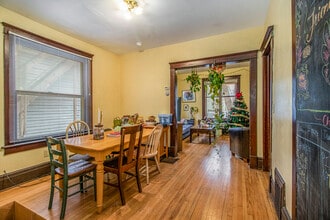 Building Photo - 407 Hamilton Pl