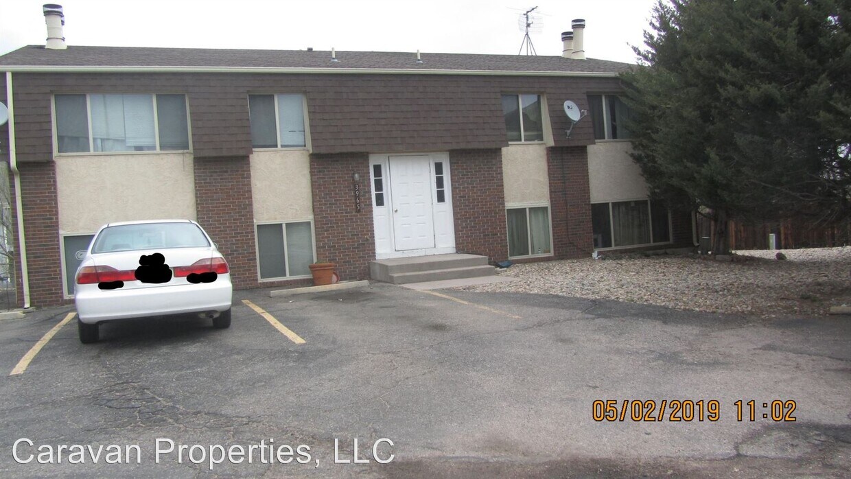 3965 Centennial Blvd, Colorado Springs, CO 80907 Room for Rent in