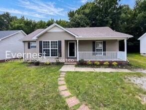 Building Photo - 636 Laramie Dr