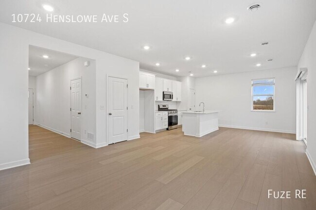 Foto del edificio - 10724 Henslowe Ave S