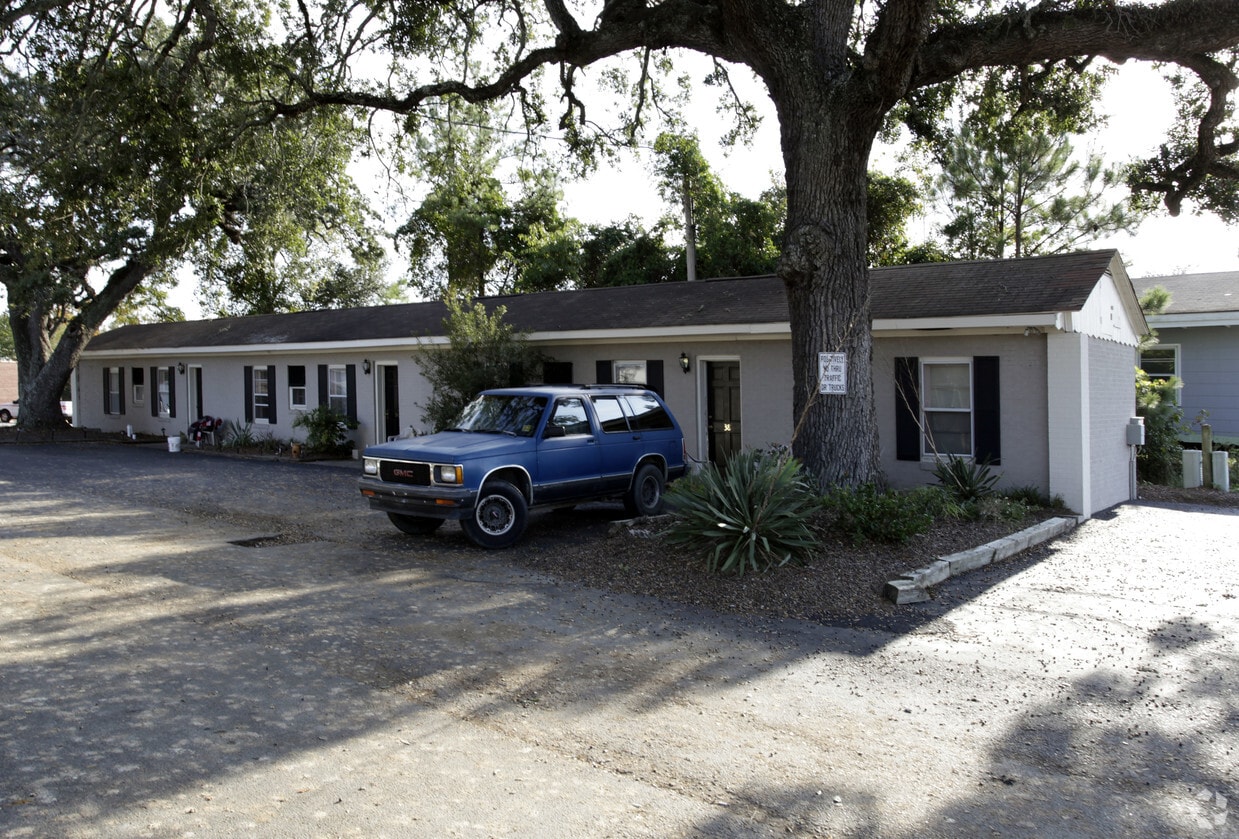 Primary Photo - 34-38 Sc-90 Hwy E