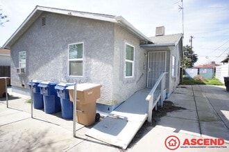 Building Photo - 2117 Watson St