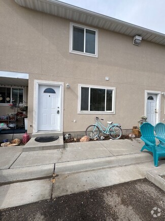 Building Photo - 564 S 500 E