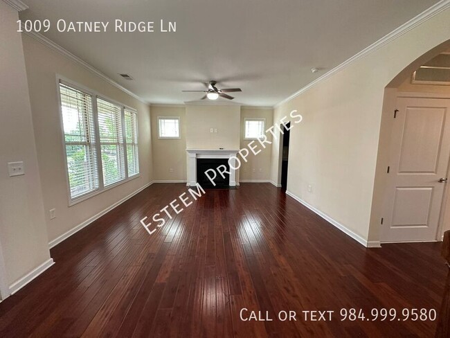 Foto del edificio - 1009 Oatney Ridge Ln