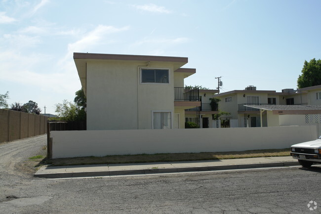 Building Photo - 1680-1690 Ellen Ave