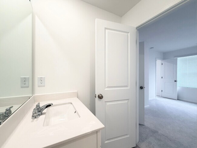 Foto del edificio - 3611 Elm Grove Ln