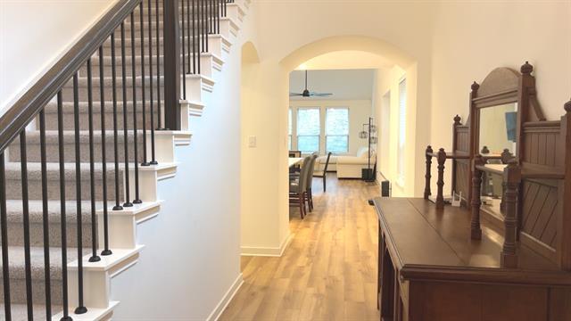 Building Photo - 3952 Oak Crk Cir