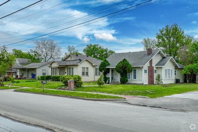 Traditional homes in Greenville are some stunning homes with a lot of character.