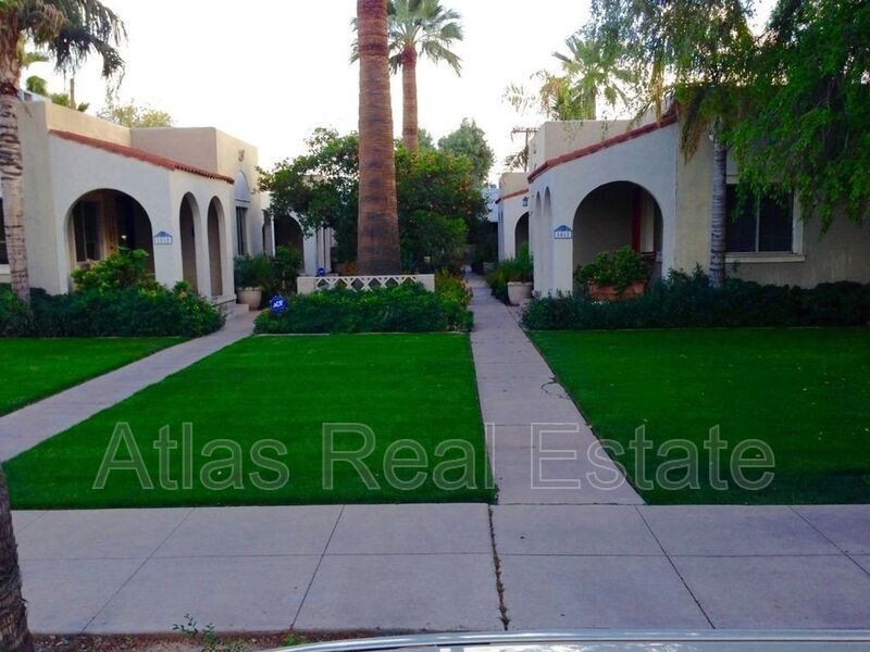 Primary Photo - 1015 E Palm Ln