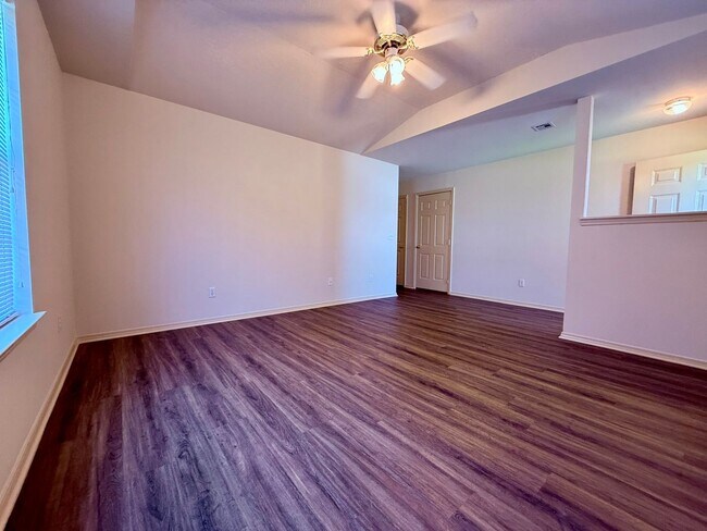 Building Photo - ***6 B Holly Drive***