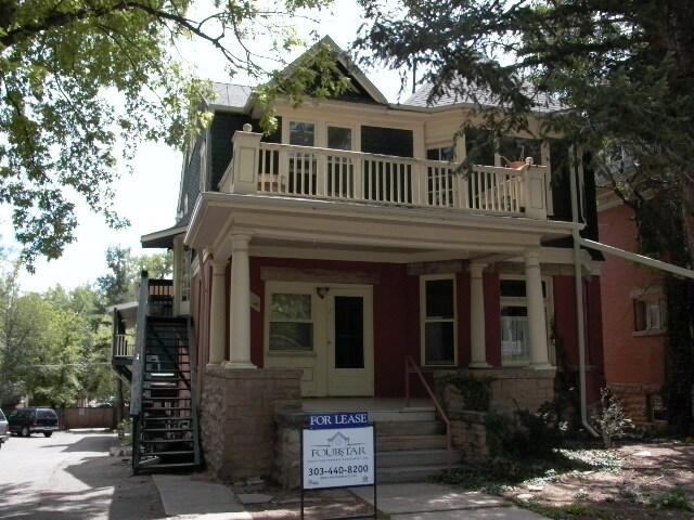 Primary Photo - 1004 Pine St