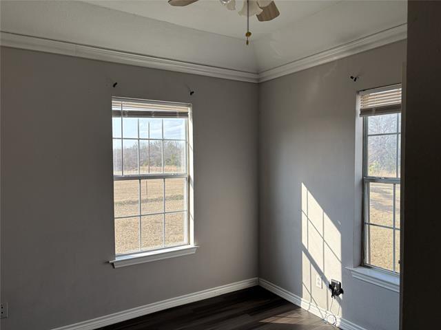 Foto del edificio - 610 SE Front St