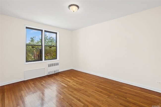 Building Photo - 139-21 85th Dr