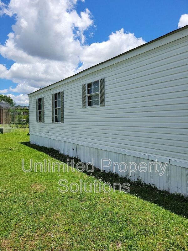 Building Photo - 120 Zack Cir