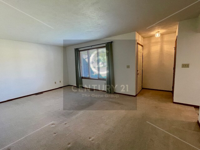 Foto del edificio - 323 Westview Dr