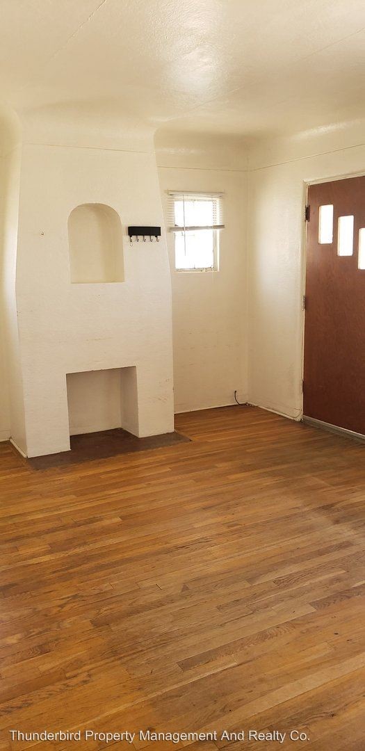 Building Photo - 2 br, 1 bath Apartment - 1622 Coal Ave SE