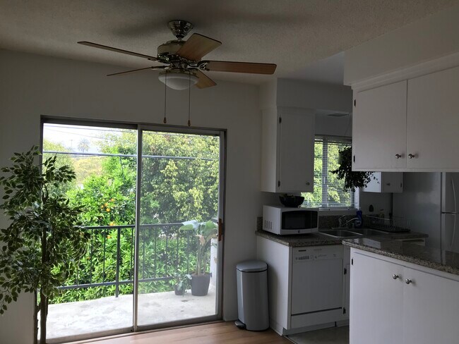 Dining room - 6111 Horner St