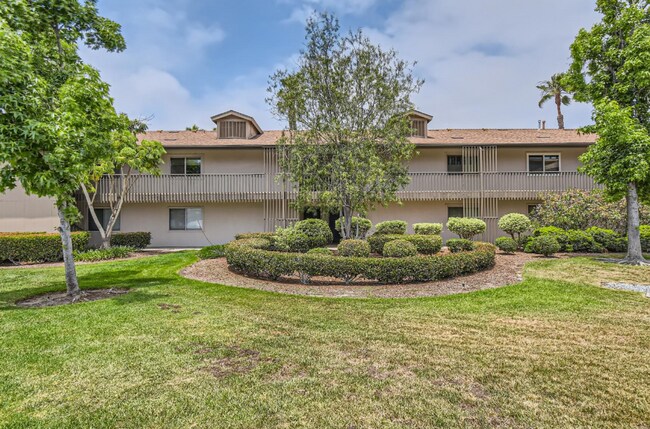 Building Photo - Live the Bonita Lifestyle – Views, Trails ...