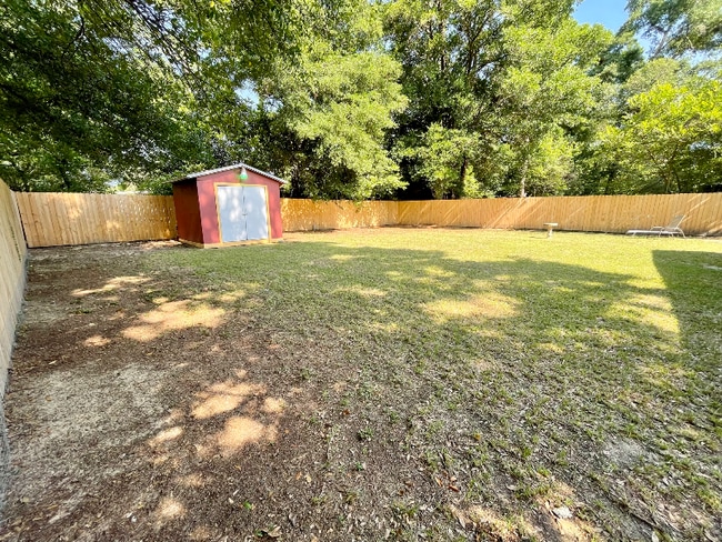 Foto del edificio - 193 E Highland Dr