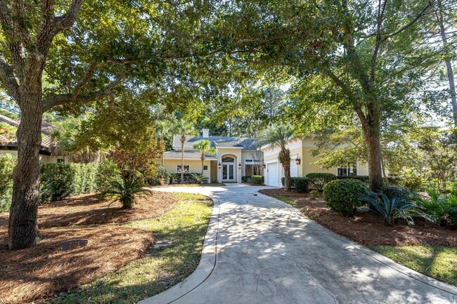 Building Photo - 2928 Pine Valley Dr