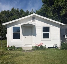 Building Photo - 125 Nancy Ln