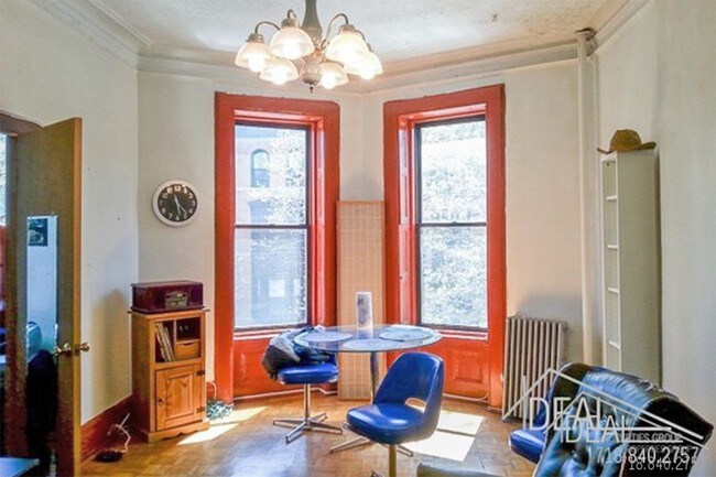 Foto del edificio - 360 6th Ave